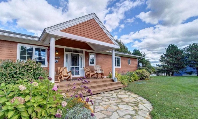 South Hero Casa | Keeler Bay Hideaway!