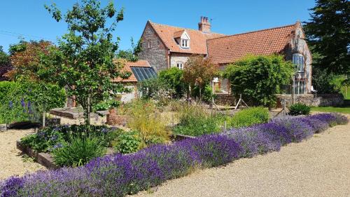 Holt Cama Y Desayuno | Keepers Cottage Guest House