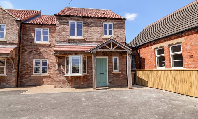 Newton on Derwent Cabaña | KEEPERS COTTAGE, pet friendly, with a garden in Wilberfoss