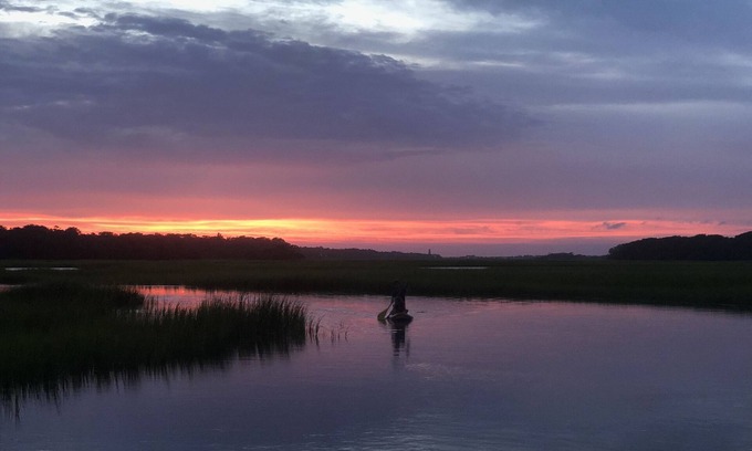 Keepers Landing Casa | Keepers Landing Creek Front Gem! Club memberships Close to East Beach Great view