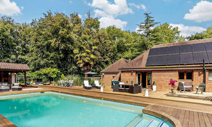 Doddington Casa | Keepers Lodge in Sittingbourne