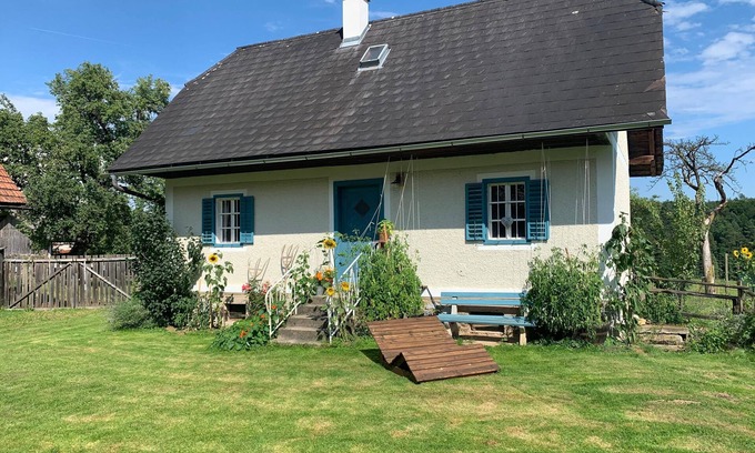 Sankt Martin im Sulmtal Casa | Kellerstöckl am veganen Bio-Lebenshof - nur für Hundefreunde empfohlen !