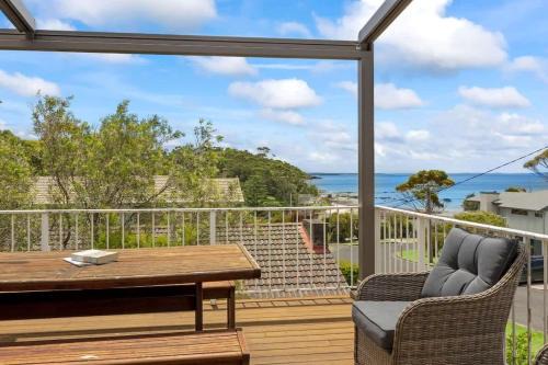 Mollymook Casa | Kelton Beach Haven - ocean views near golf