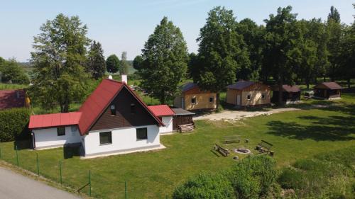 Vedomice Apartamento | Kemp na Zálabí - centrální chata