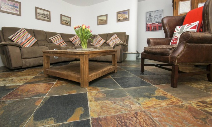 Kemptown Casa | Kemp Town Mews Parking by Brighton Holiday Lets