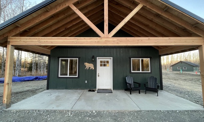 Kalifornsky Cabina | Kenai Adventure Cabins Bear 2/1