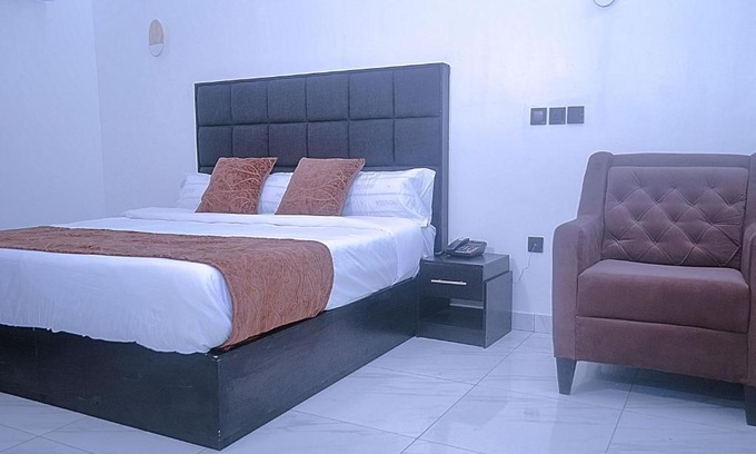 Benin City Hotel | Kendronna Hotel And Suites