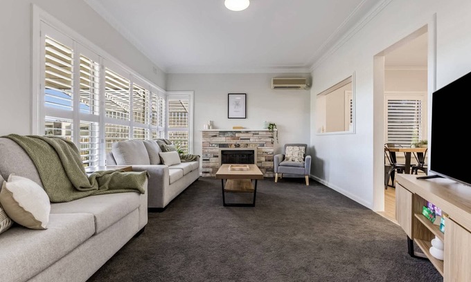 Kennington Casa | Kennington House, 3BR Home in Bendigo City