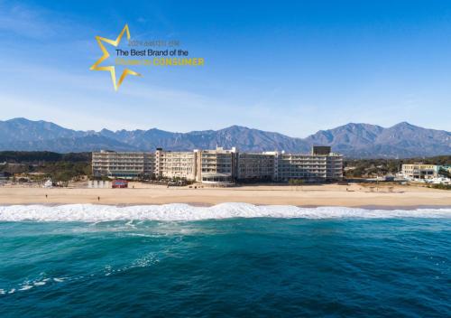 Toseong Complejo | Kensington Resort Seorak Beach