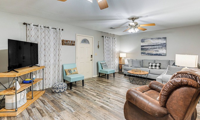 Murray Casa | Kentucky Lake Retreat Near Marina & Launch!