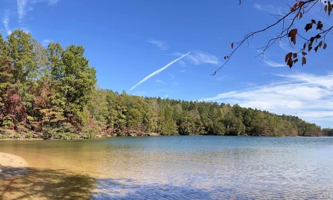 Seneca Cabaña | Keowee Waterfront Lakeside Retreat -Keowee Cottage