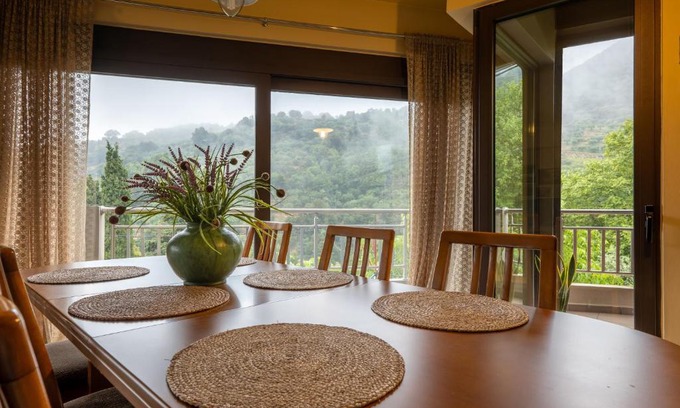Ano Kera Casa | Kera valley house