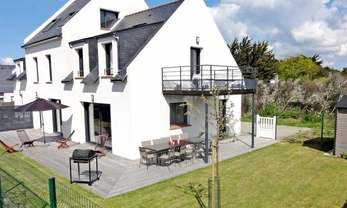 Saint-Pierre-Quiberon Casa | KERPI, recent house with VERY NICE BEDROOMS, 3 minutes WALK from the beach