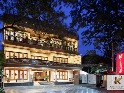 Klojen Casa | Kertanegara Premium Guest House