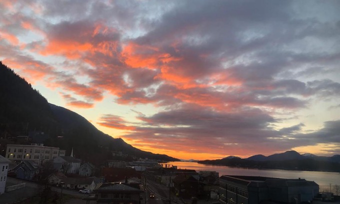 Ketchikan Apartamento | Ketchikan Condo with Fantastic View!