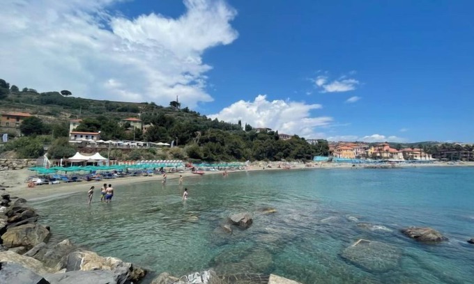 Pantai Apartamento | Apartamento Ketty (SLR110) en San Lorenzo al Mare - 6 personas, 3 dormitorios