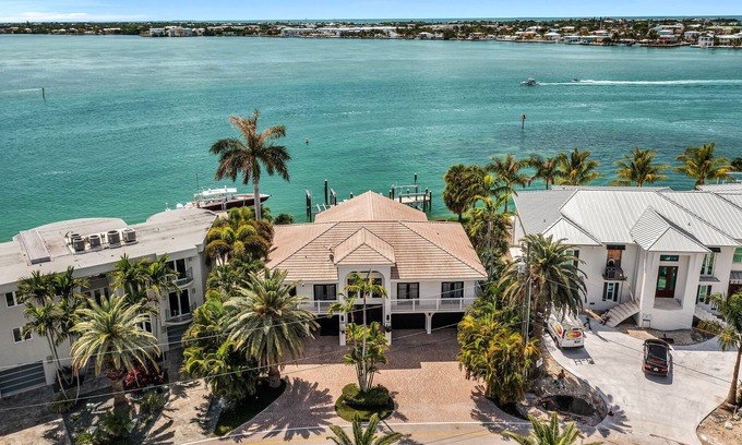 Coury Casa | Experiencia de alquiler de Key Colony Beach frente al mar
