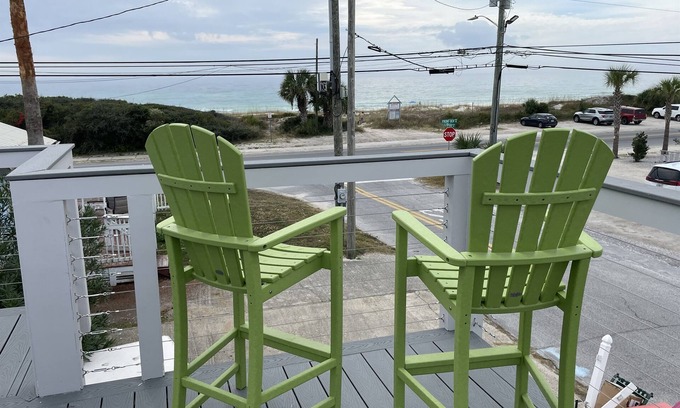 Laguna Beach Cabaña | Key Lime Cottage - 1930's 2 bed 2 bath beach cottage - Steps from the Sand