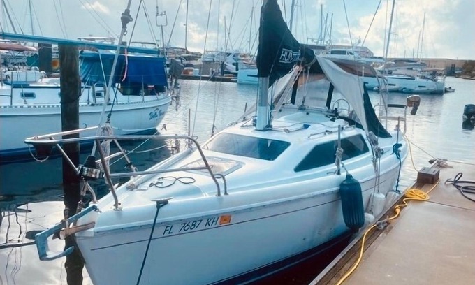 Key West Alquiler De Eote | Key West Sailboat Getaway