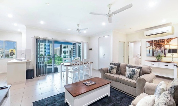 Darwin City Centre Apartamento | Keys to Larrakeyah Coastal Comfort with Pool