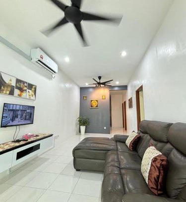 Seri Manjung Casa | KH Homestay 2 Seri Manjung