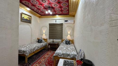 Itchan Kala Casa | Khiva Rajab Ota