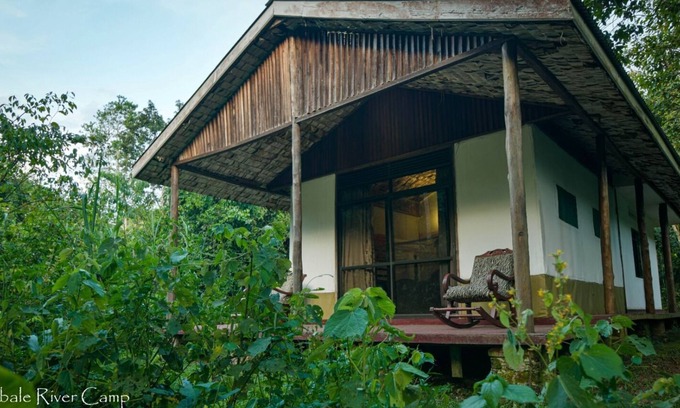 Fort Portal Cabina | Rweteera Safari Park Lakeside Camp