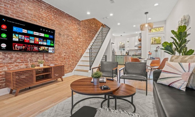 Fishtown Casa | Kid-Friendly Fishtown Family Retreat with Game Room