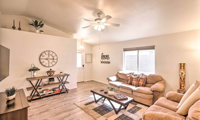 Kingman Casa | Kid-Friendly Kingman Home Near Parks & Dining