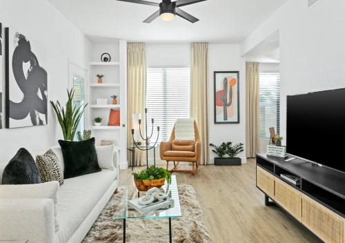 Kierland Apartamento | Kierland Escape- 2Br -Pool -Parking-Shops - Dining 154 2QBR