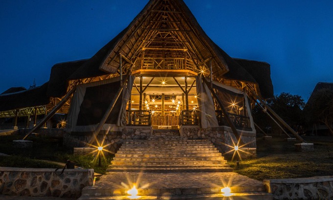 Mbarara Cabina | Kigambira Safari Lodge