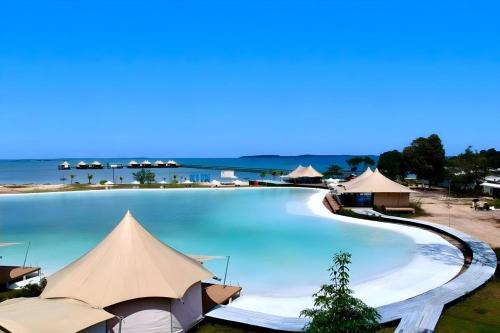 Galang Complejo | Kiki Beach Resort, Batam