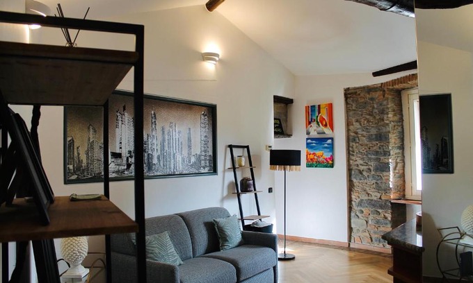Como Apartamento | Kiko's Lodge - Historical Apartment in Como