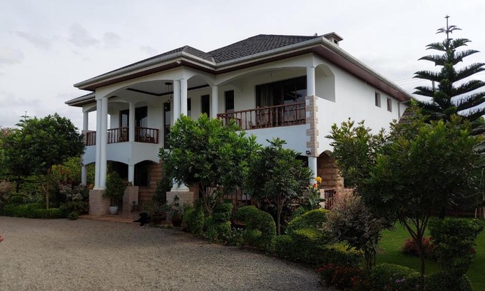 Kilimambogo Cama Y Desayuno | Kilihouse Bb Large Ensuite Double Bedroom with full facilities