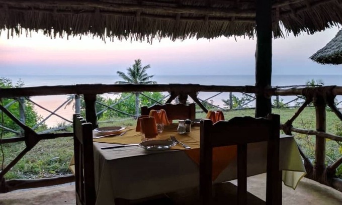 Mafia Island Hotel | Kilindoni Sea View Bungalows