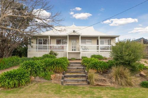 Rye Casa | Killarney Coastal Cottage