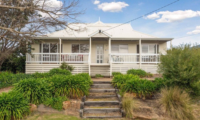 Rye Casa | Killarney Coastal Cottage