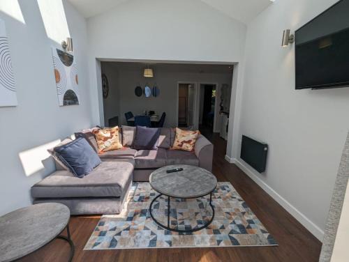 Sidmouth Casa | Kinetic Stays - Serenity Holiday Cottages