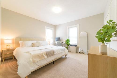 Portsmouth Apartamento | King Bed Downtown Suite Port City Stays