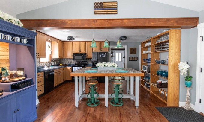 Port Matilda Casa | King Bed | Fire Place | Chefs Kitchen | Fast WiFi