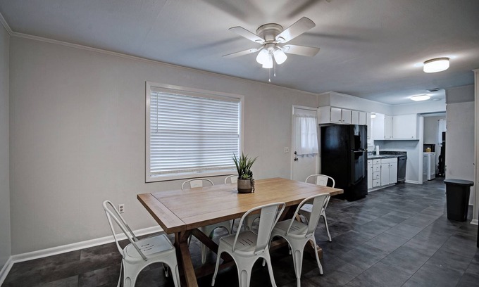Flowood Casa | *King Bed* Fisherman Getaway Near the Reservoir