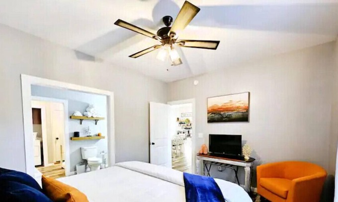 Valley Head Casa | king bed, pool table, jacuzzi tub, secluded home