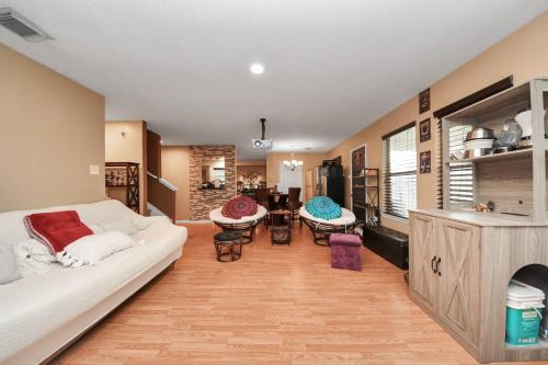 Barker Casa | King Bed Private Bathroom.Fast Wi-fi.Projector
