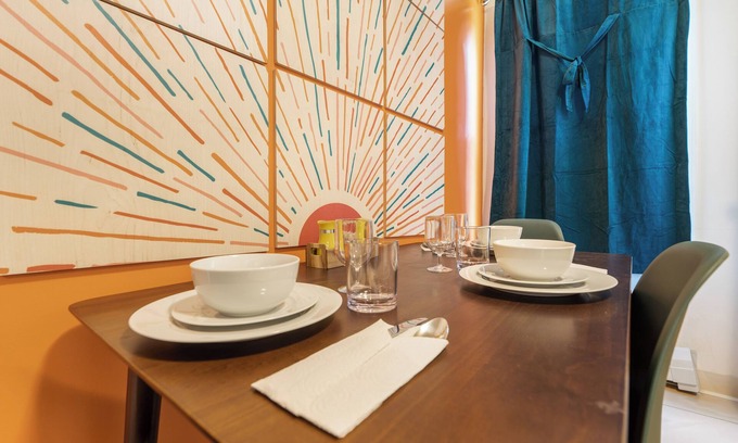 Poughkeepsie Apartamento | King Bed / Private Parking / 300mbps+ WiFi