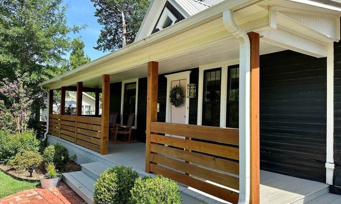 Stillwater Casa | King Bed Vintage charm meets Modern Lux 2bd 2bath