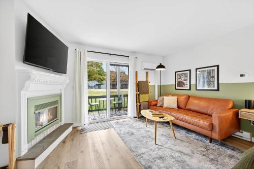 Ellicottville Casa | King Bed, Walk or Bike to town, EV, Pets OK