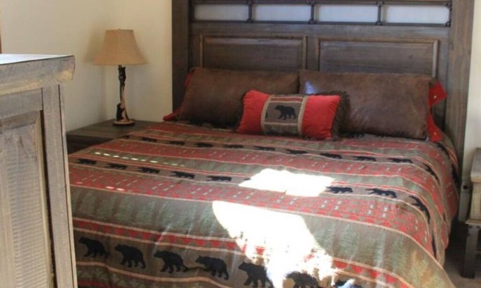 Afton Apartamento | King Beds Townhomes On The Green