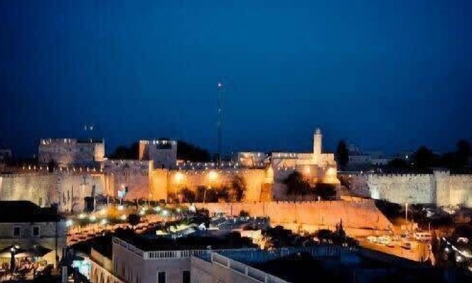 Mamilla Apartamento | King David Penthouse 6BD/Parking/Pool, Awesome View Over The Old City