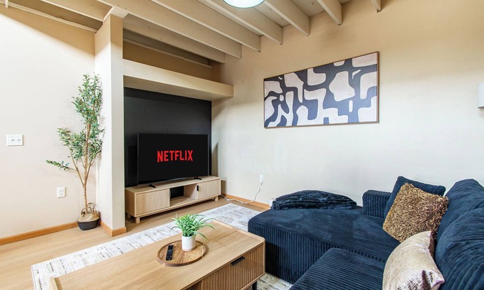 Fargo Apartamento | King I Loft I Free Parking I 5 mins to Downtown