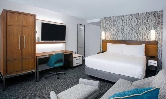 Ojus Apartamento | King Room Near Aventura Square MIA